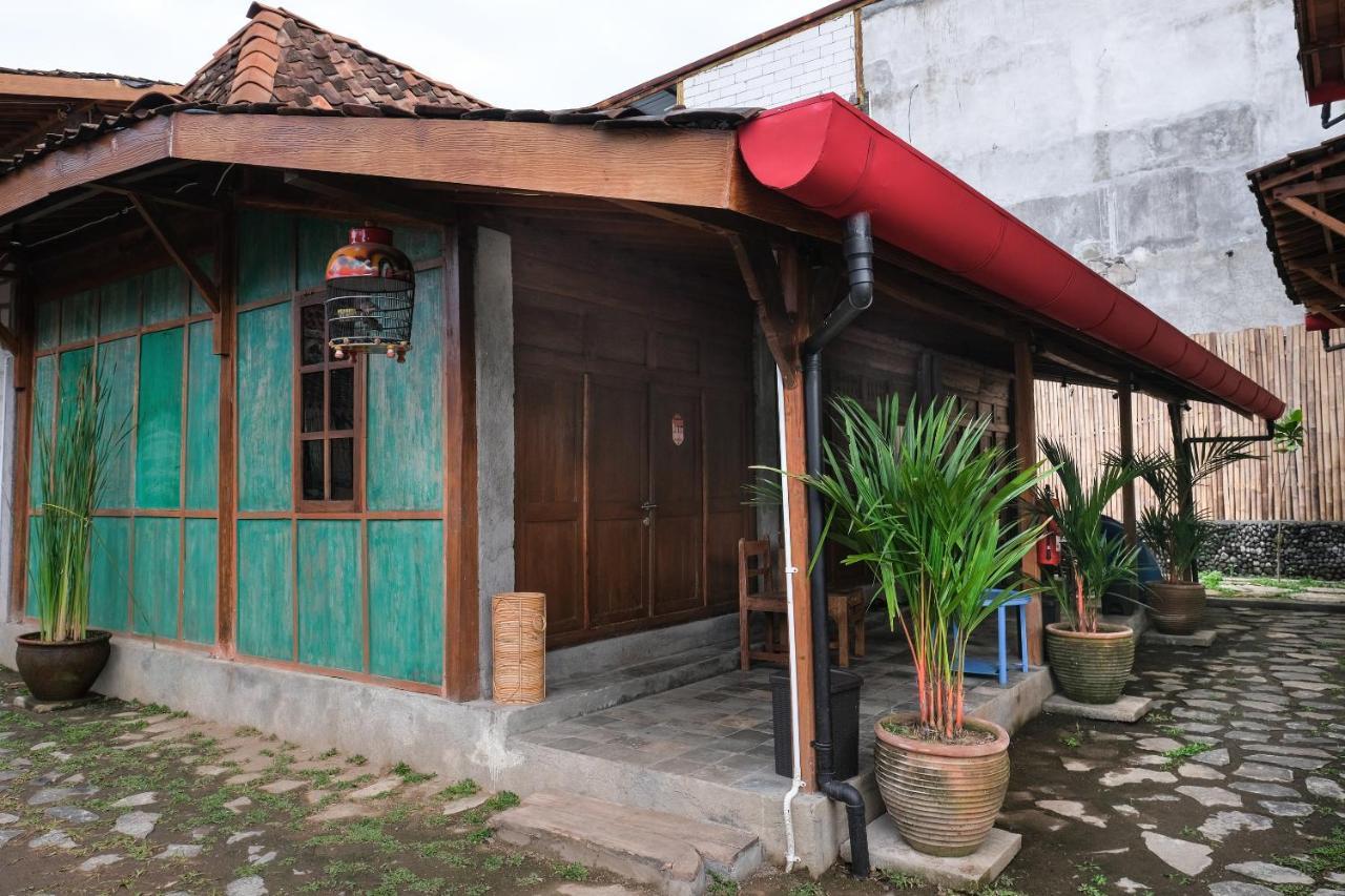 กัมปุง ลาวาซาน เฮอริเทจ คอตเทจ Hotel Maguwo ภายนอก รูปภาพ